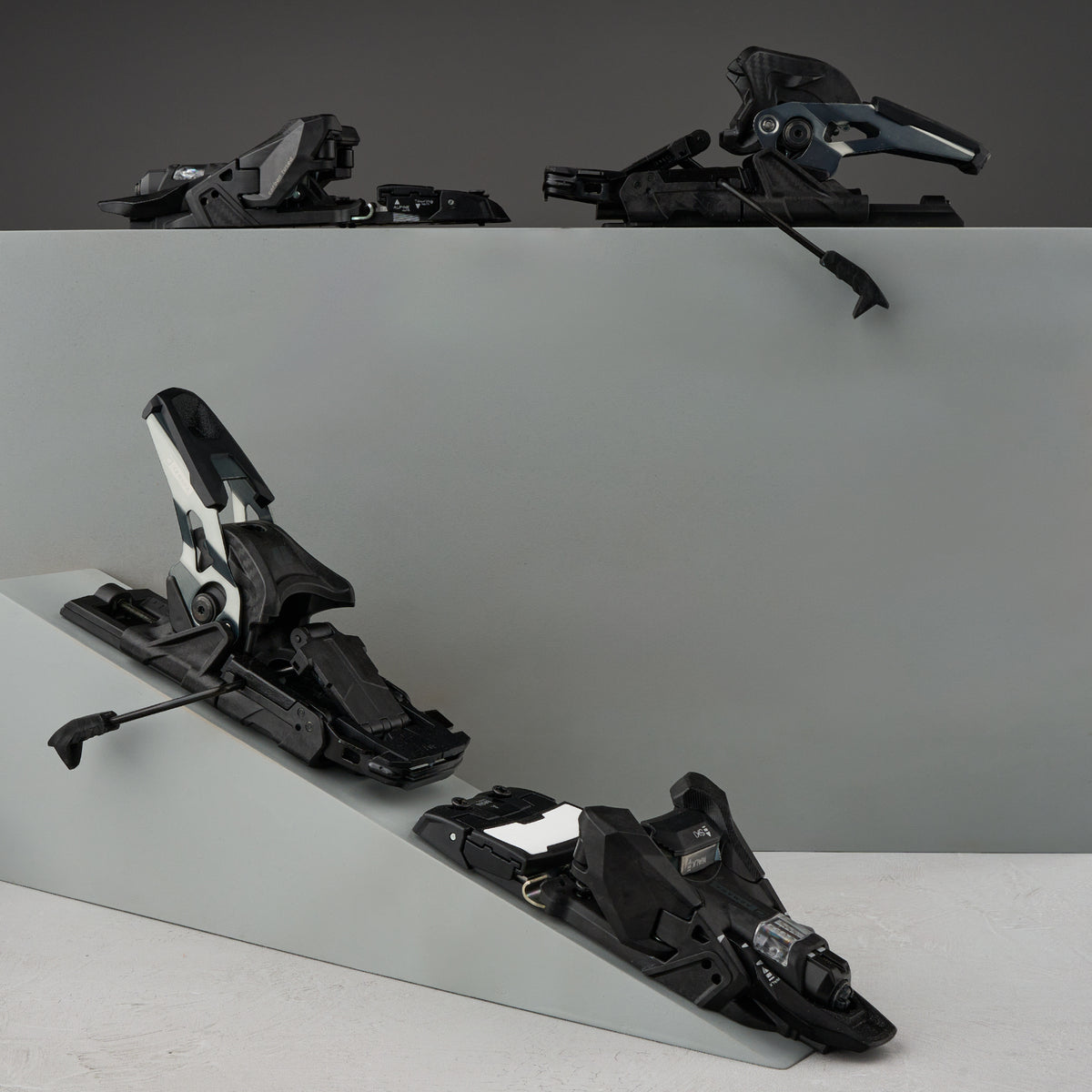 Atomic Shift2 10 Mn Alpine Touring Binding - 2025 Calendar