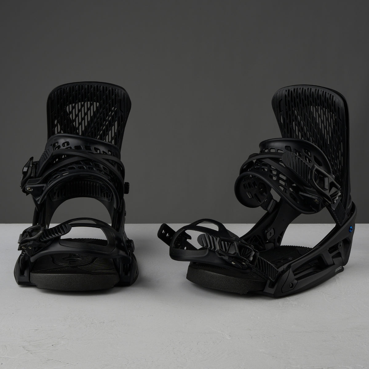 超人気 Bindings Snowboard EST Genesis Burton 2026 MONSTER SKI THE – スノーボード