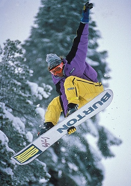 Burton Throwback Snowboard Grab