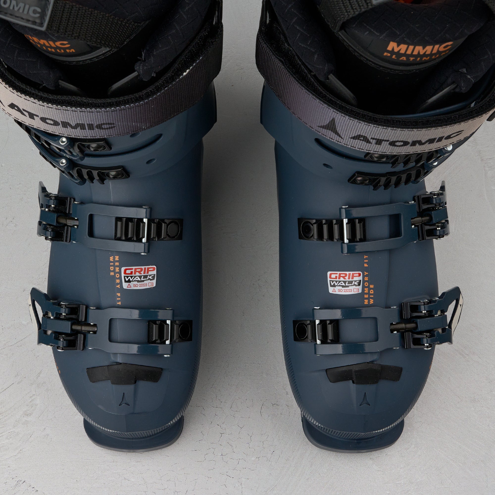 Atomic Hawx Magna 120 S Ski Boots 2025 – THE SKI MONSTER