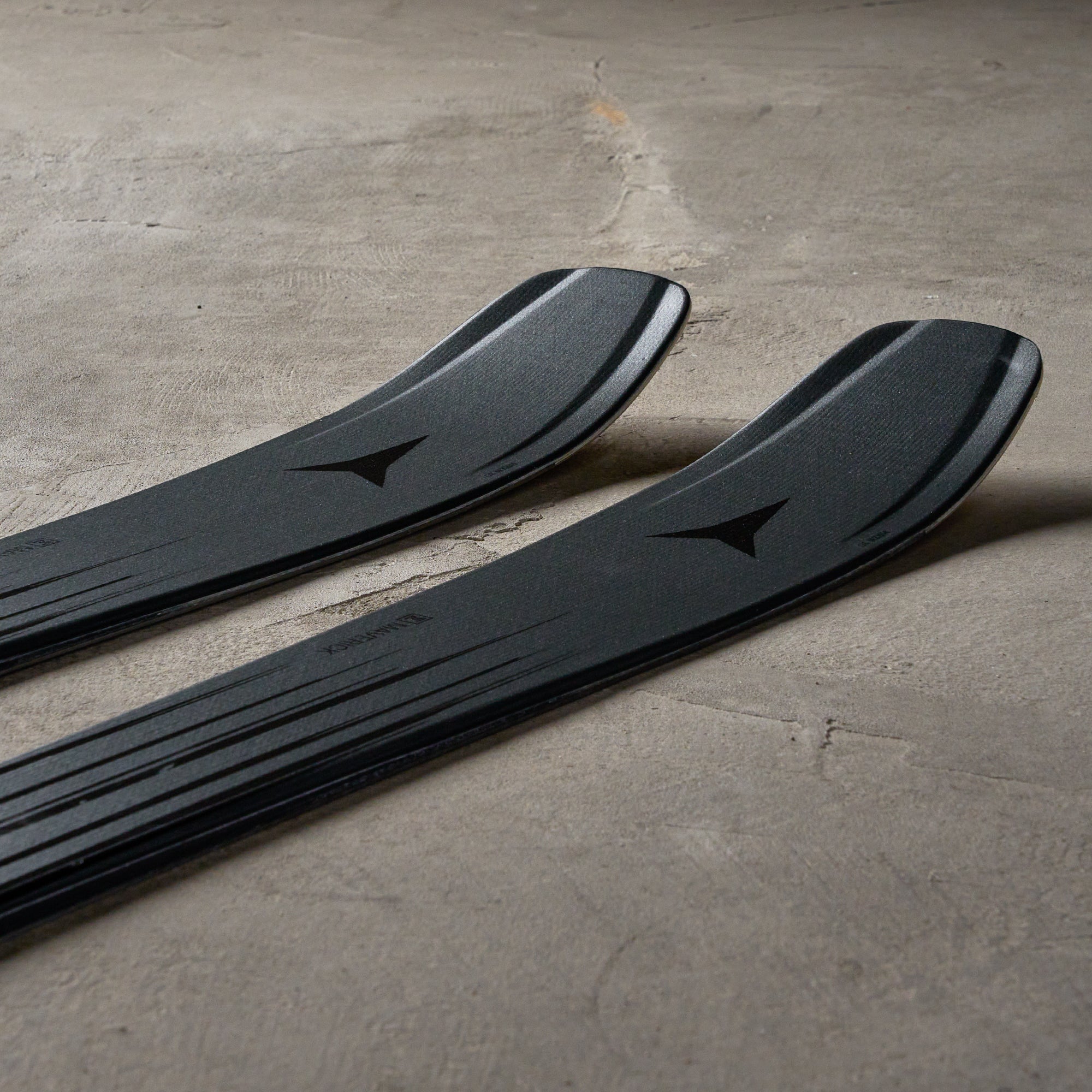 Atomic Maverick 88 CTI Skis 2026 – THE SKI MONSTER