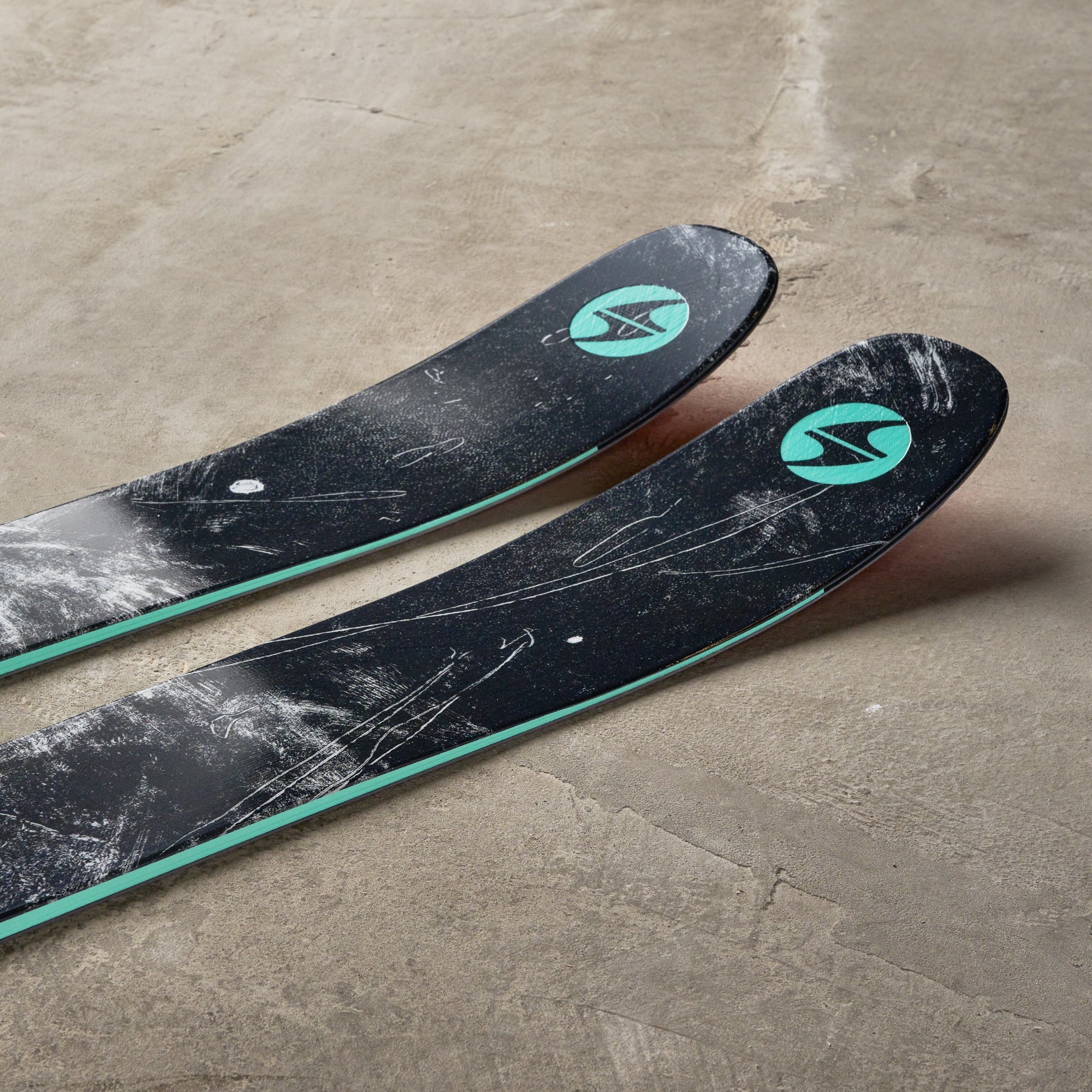 Blizzard Canvas 108 Skis 2027 – THE SKI MONSTER