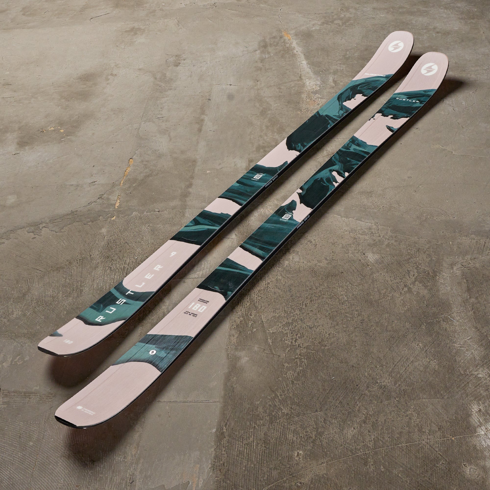 BLIZZARD RUSTLER 9 180cm ファットスキー　フリーライド Blizzard Rustler 9 Skis 2026 | evo