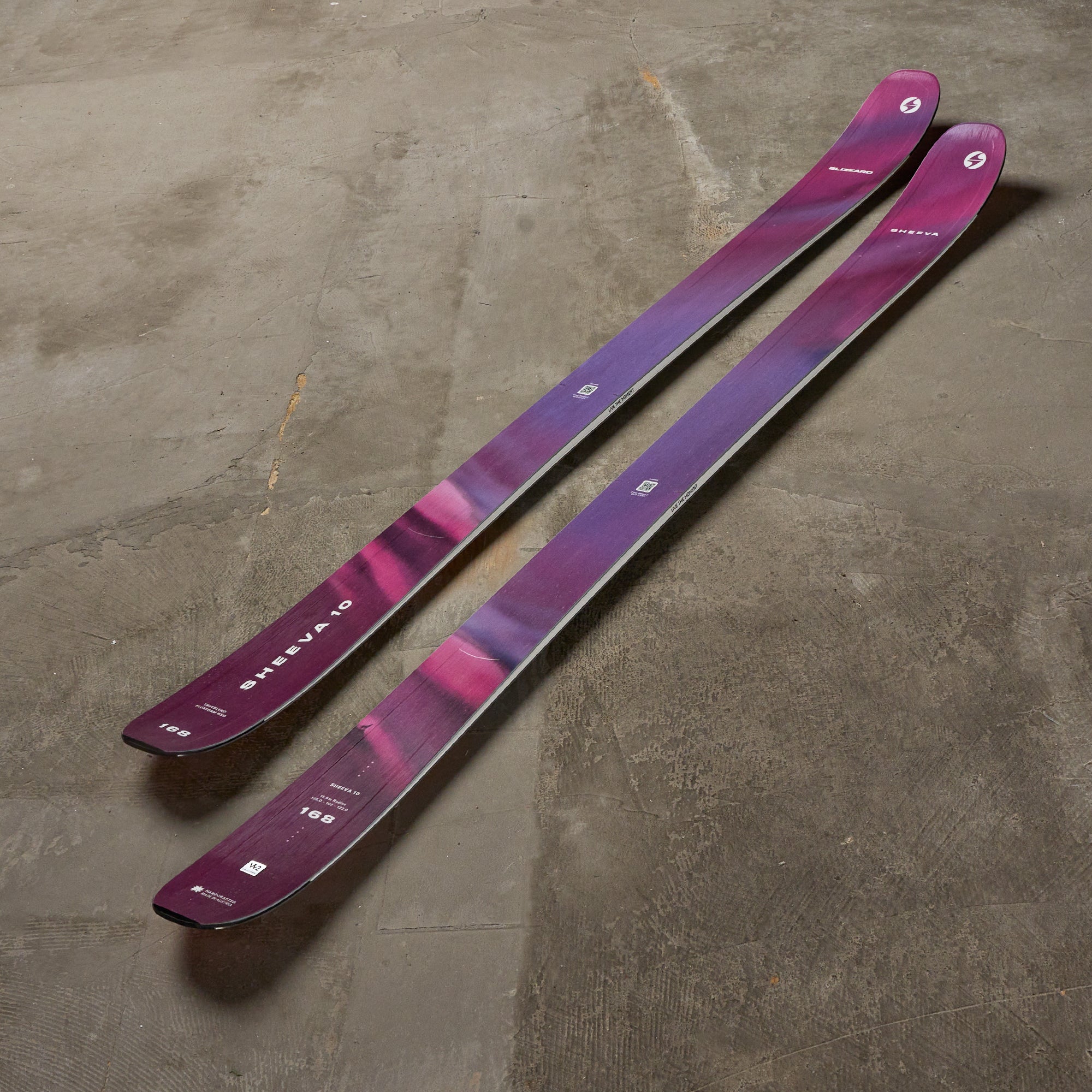 Blizzard Sheeva10 スキー板(クライミングシール付) Review: 2025 Blizzard Sheeva 10 Women's Skis - Powder
