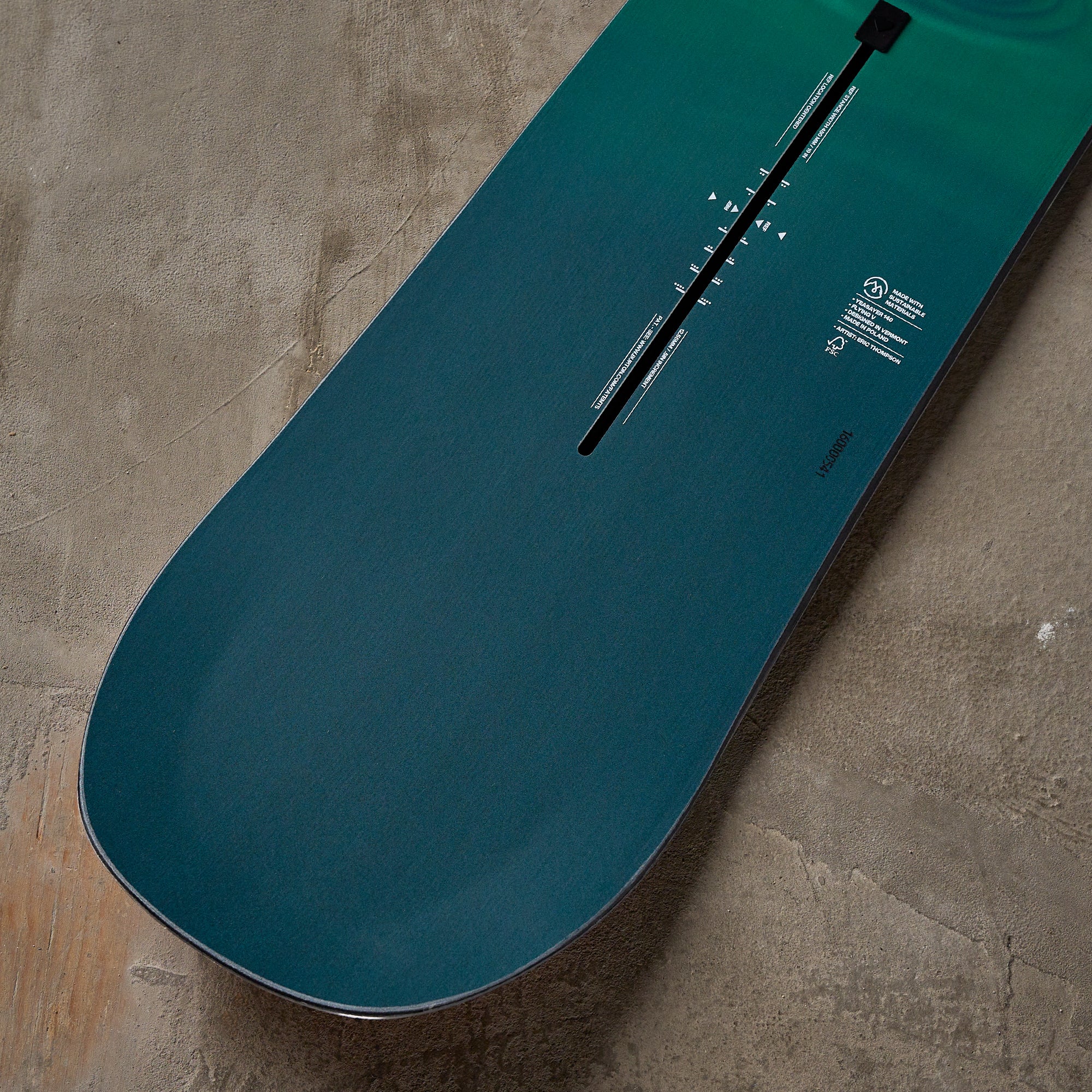 Burton Yeasayer Flying V Snowboard 2025 // Women's – THE SKI