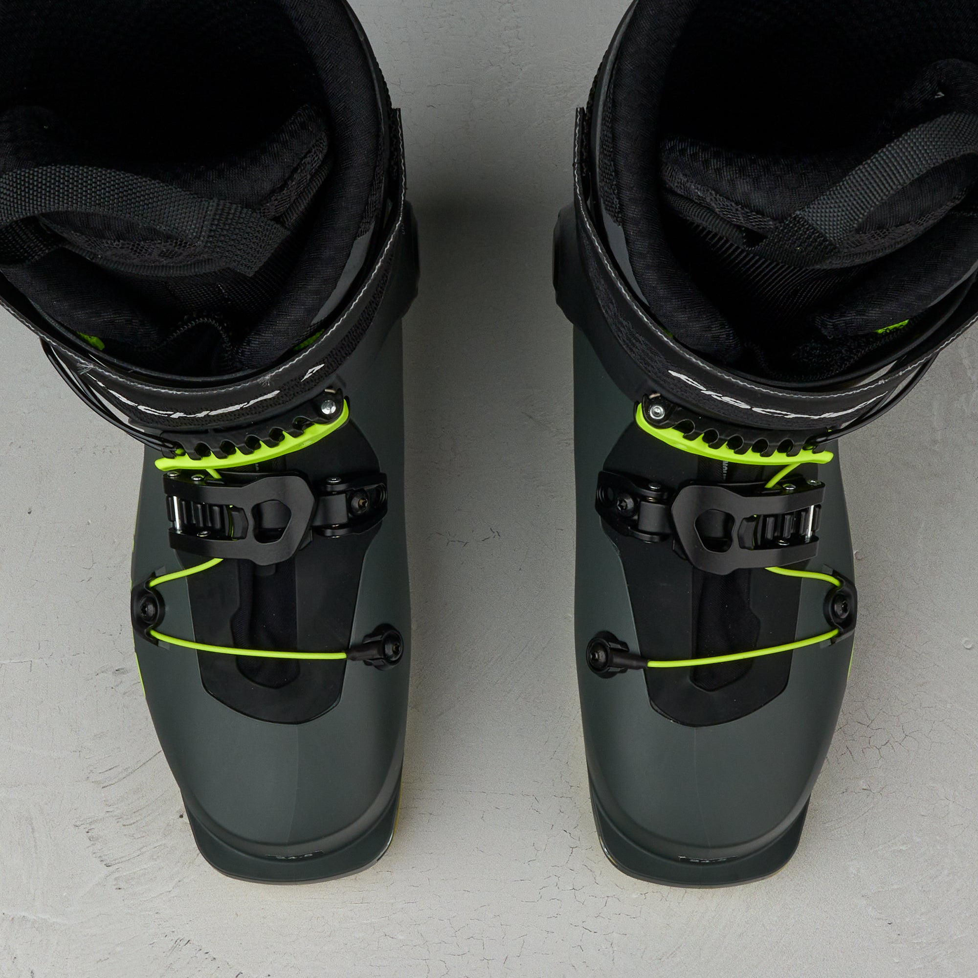 Fischer Transalp Carbon Pro Ski Boots 2026 – THE SKI MONSTER