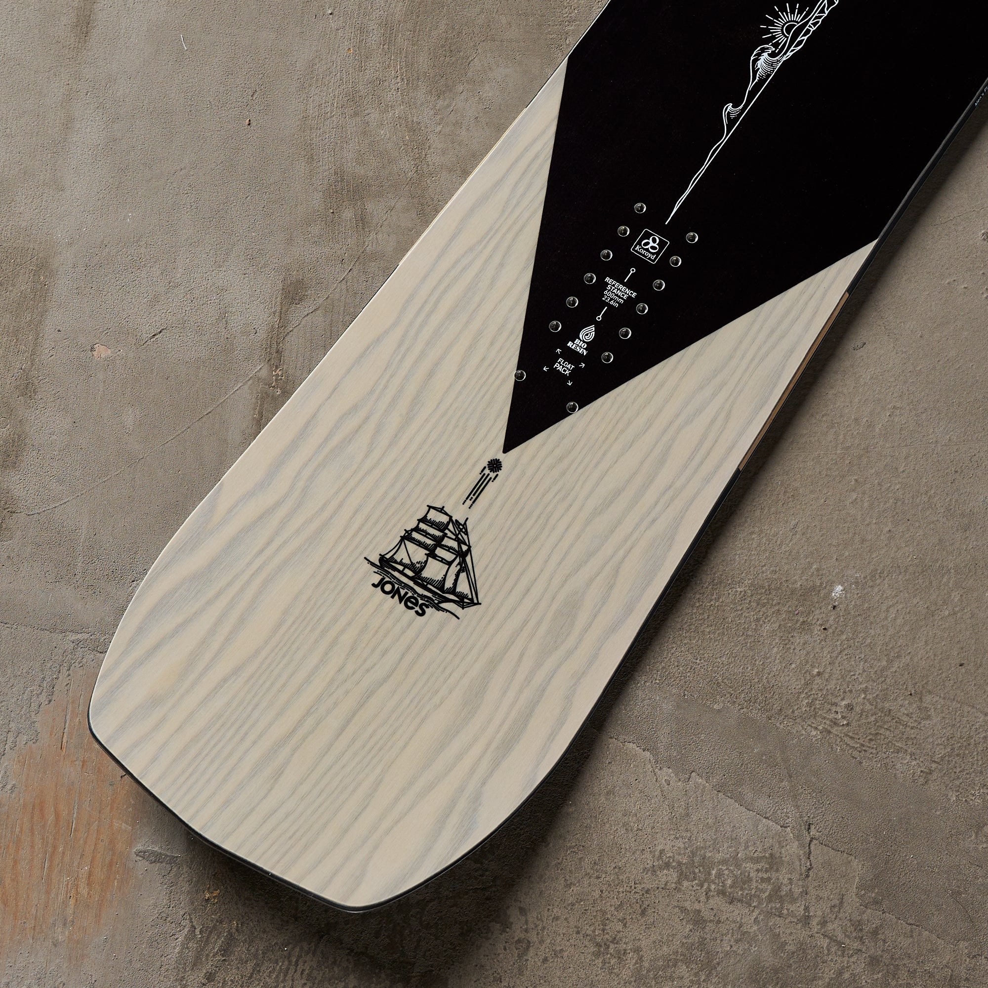 JONES Flagship フラッグシップ　2010-2011 158 JONES Flagship フラッグシップ 2010-2011 158 JONES Flagship