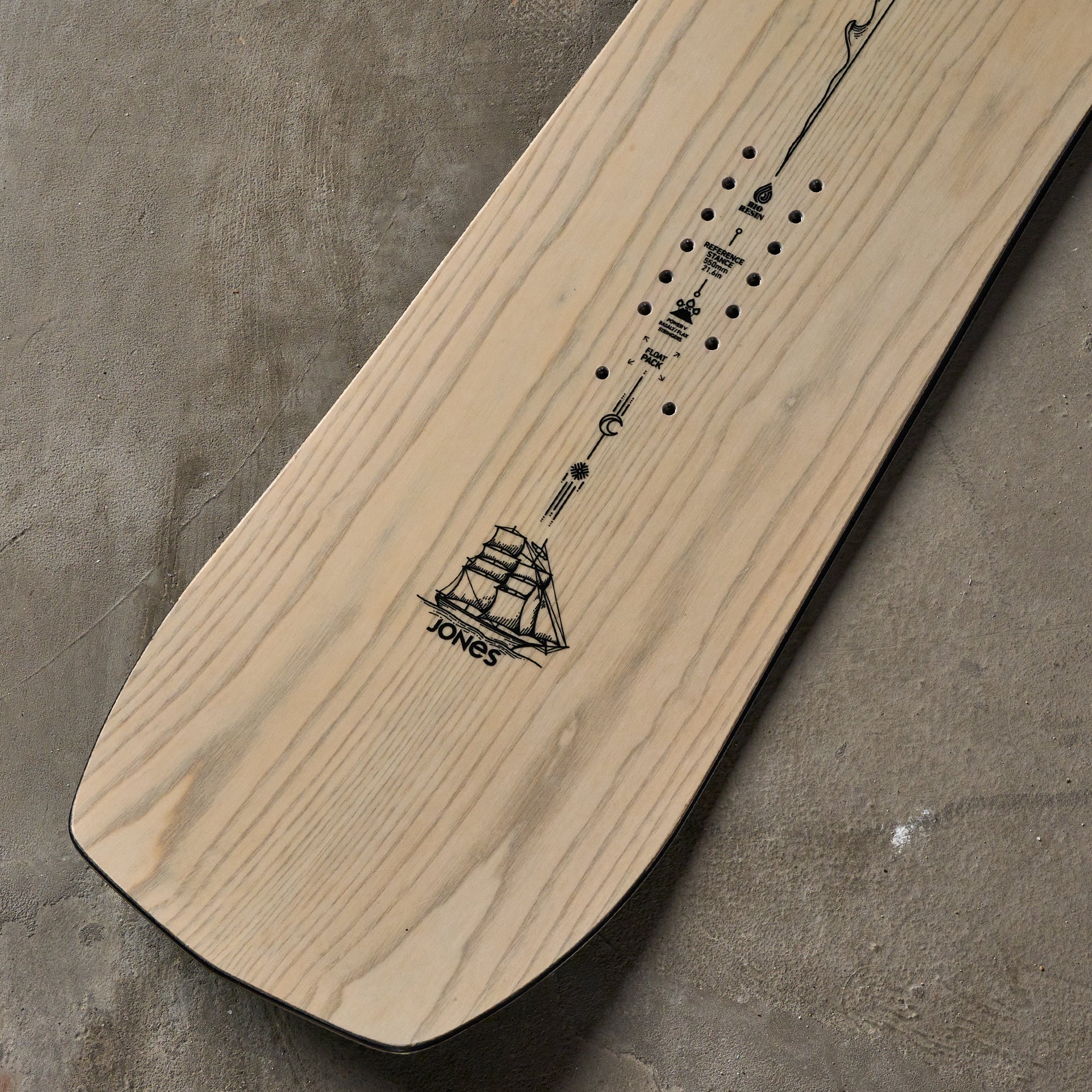 Jones Flagship Snowboard 2026 // Women's – THE SKI MONSTER