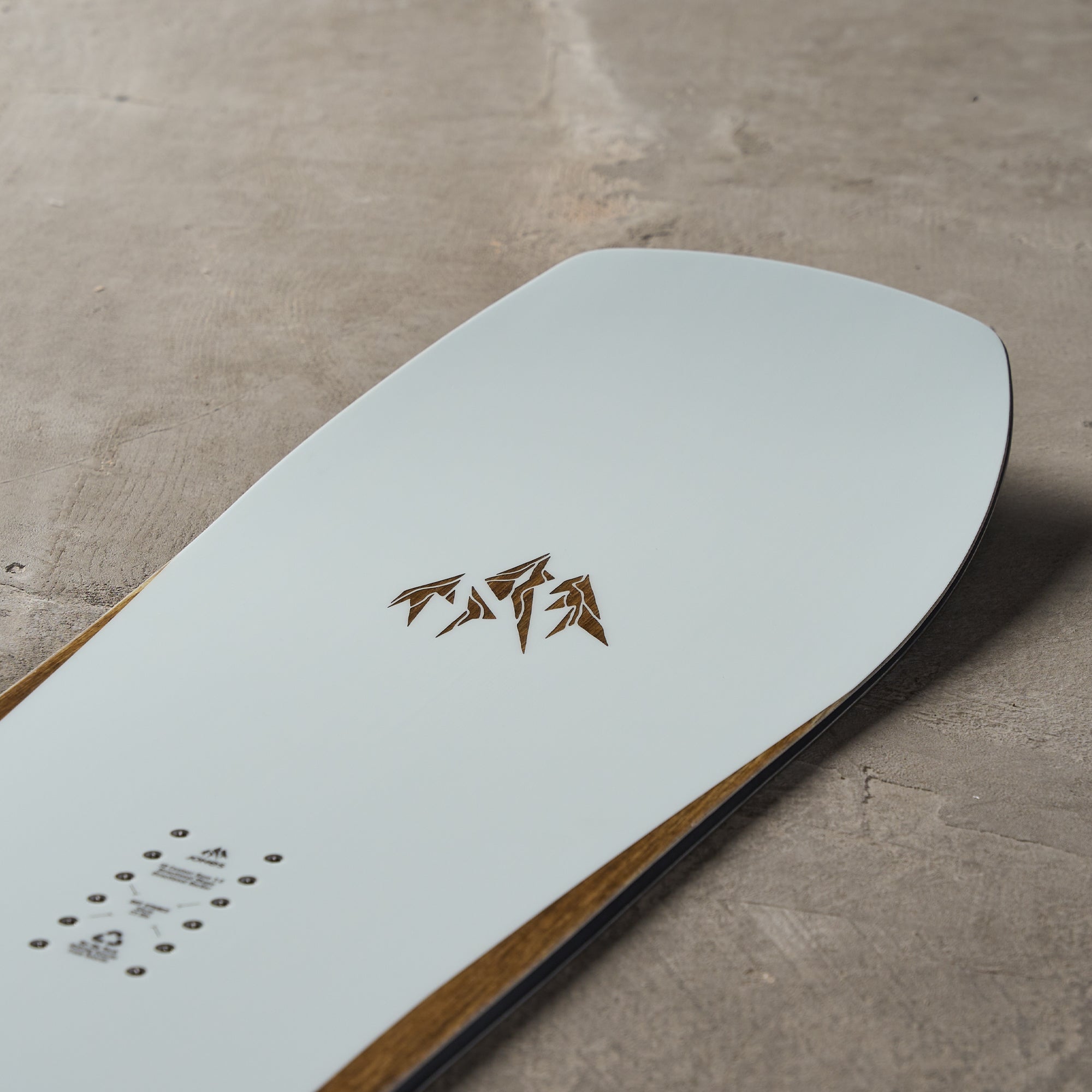 Jones Hovercraft 2.0 Snowboard 2026 – THE SKI MONSTER