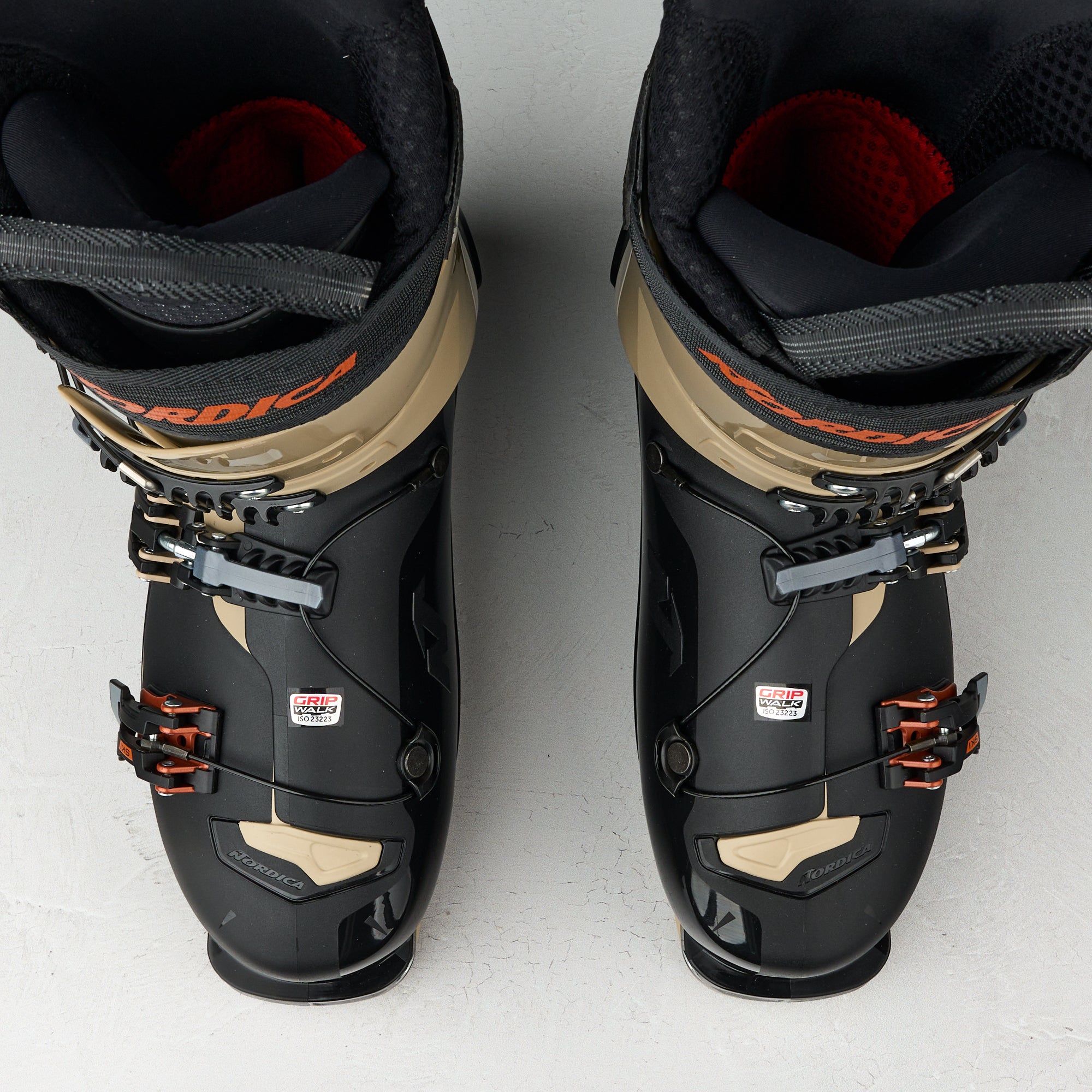 nordica vs salomon ski boots Nordica Unlimited 130 DYN Ski Boots 2027 25.5