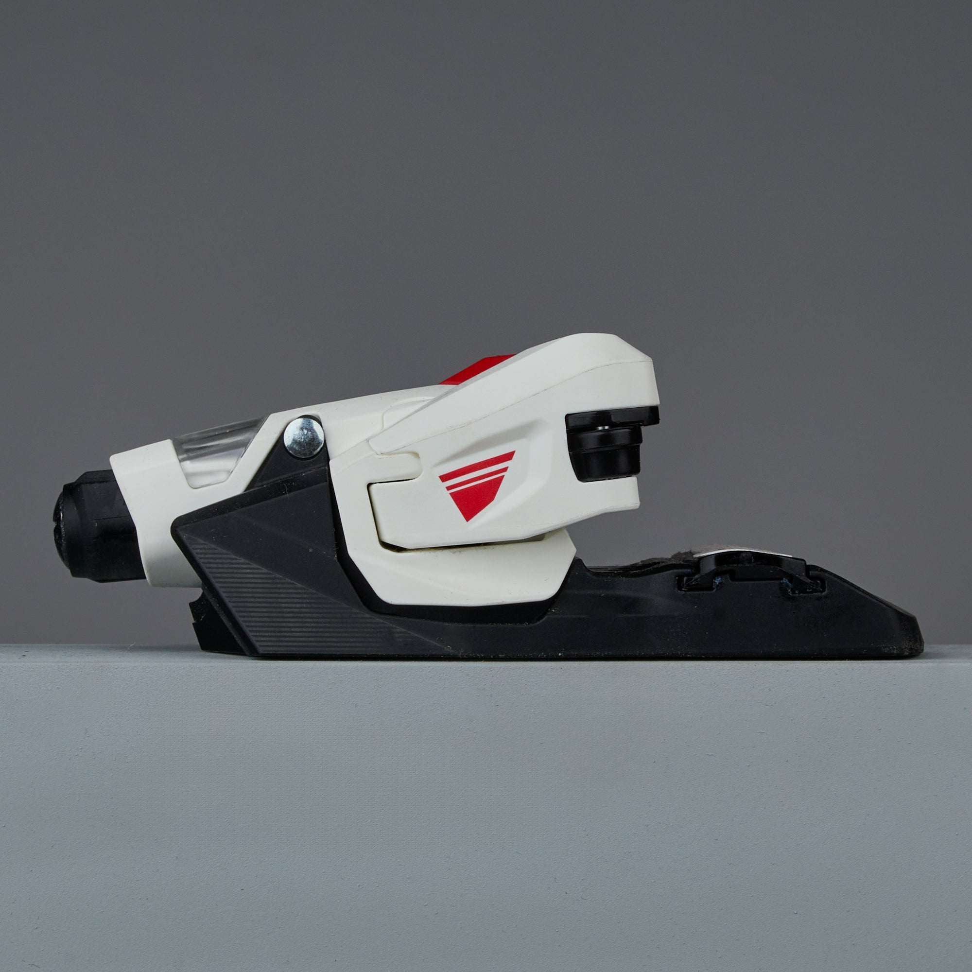 salomon 747 ski bindings Salomon Strive 16 MN 100mm / White/Fiery Red