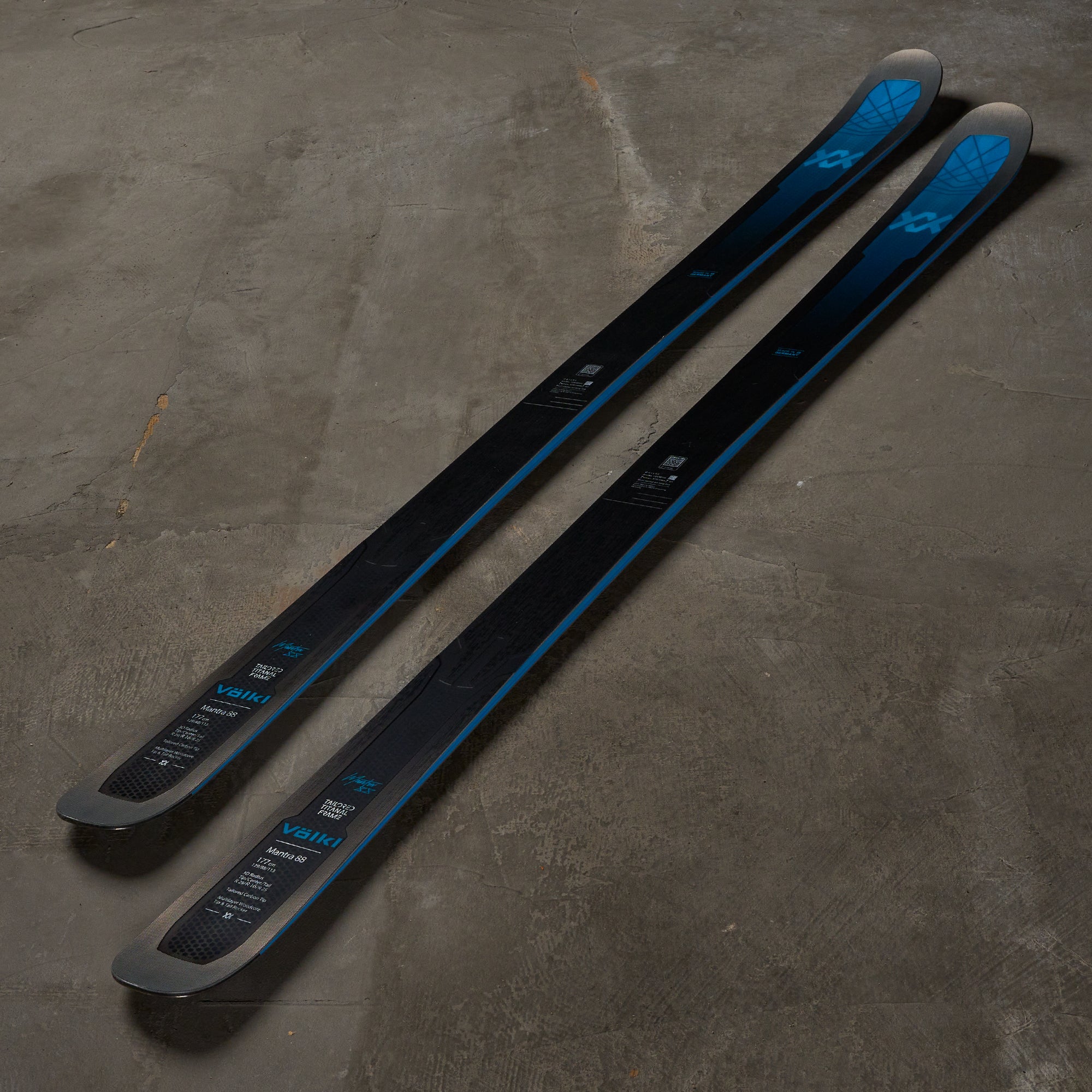 超！美品＊Volkl MANTRA 184cm NEW! 2025 VOLKL M7 MANTRA 184cm SKIS w/MARKER GRIFFON 13ID