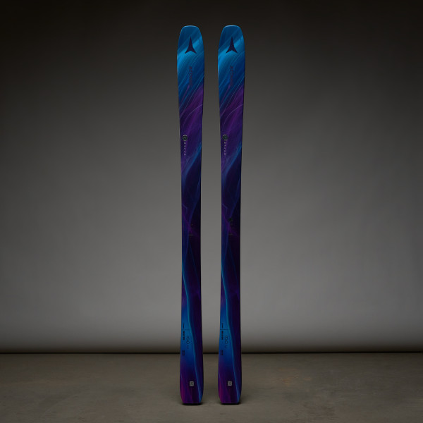 Volkl Yumi 84 Skis 2024 // Women's