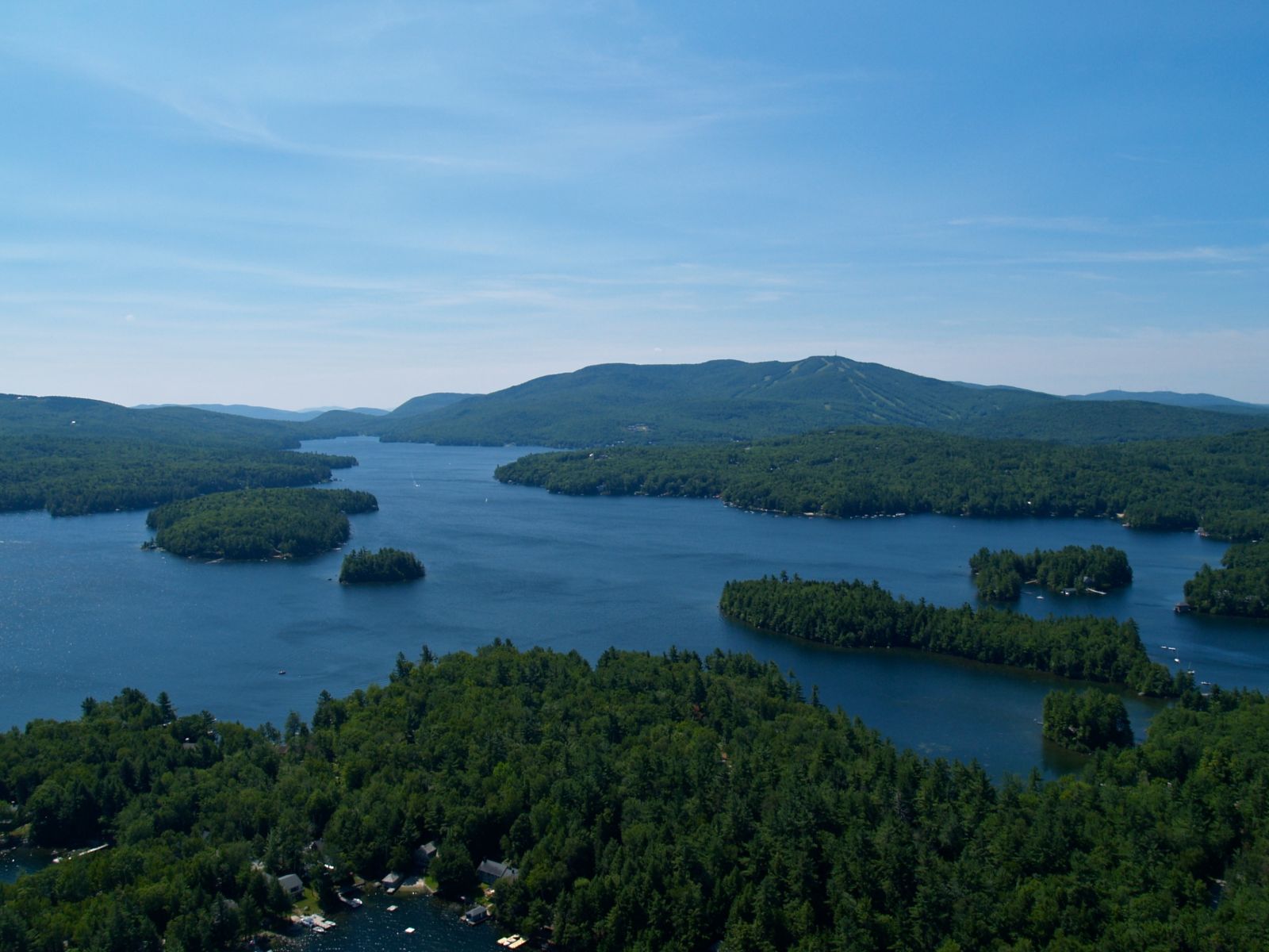Lake Sunapee New Hampshire, Where to wakeboard